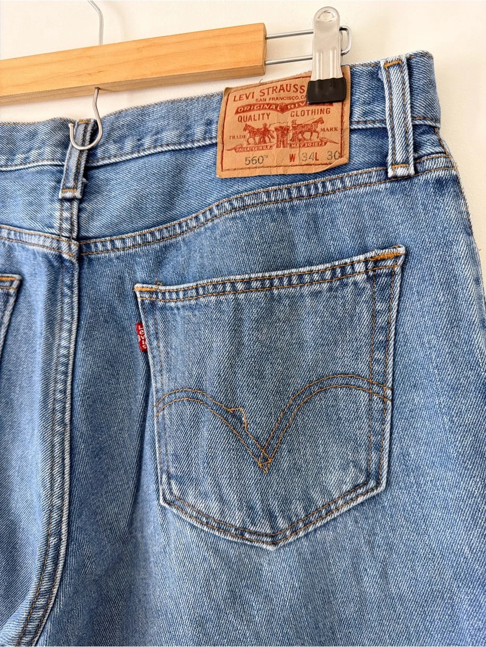 Levi’s 560 Loose Taper Comfort Fit Men's Blue Jeans